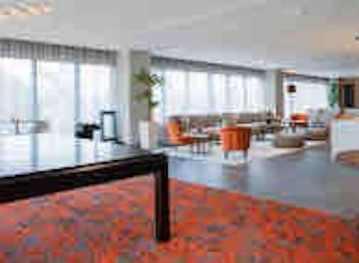 Style Luxury Living In Doral, *