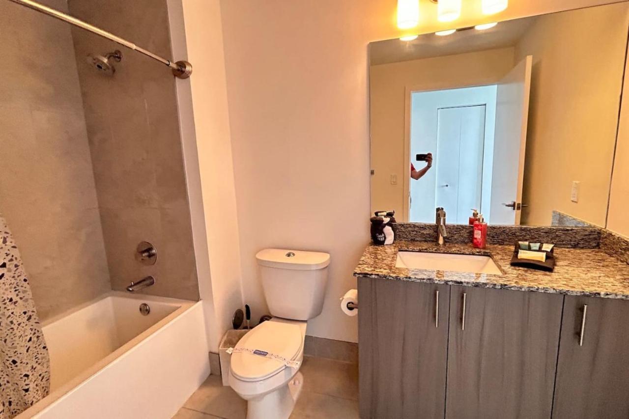 Style Luxury Living In Doral, Appartamento